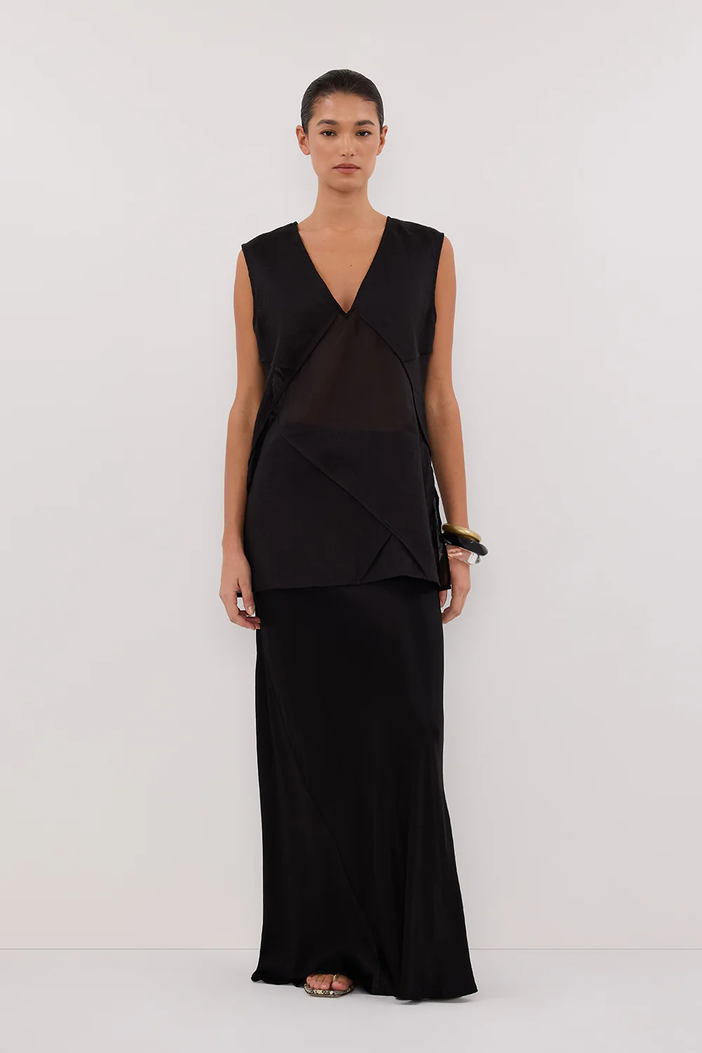 CARMEL BLACK RAMIE V NECK TOP