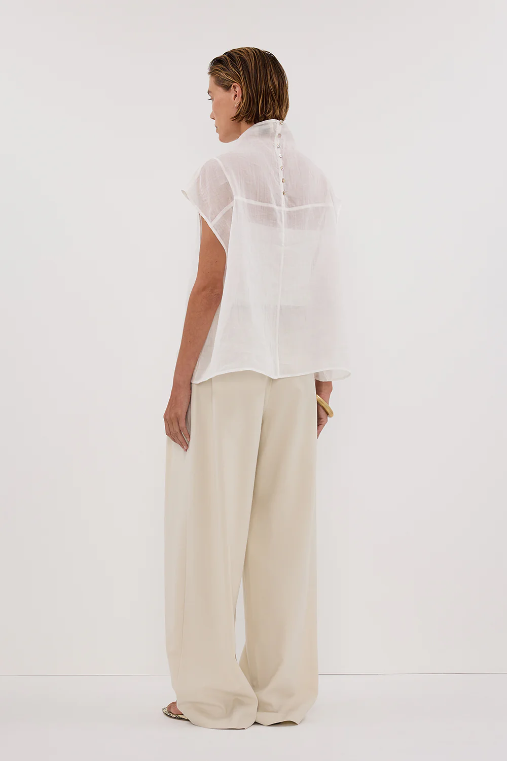 CARMEL WHITE RAMIE FUNNEL NECK TOP - Image 4