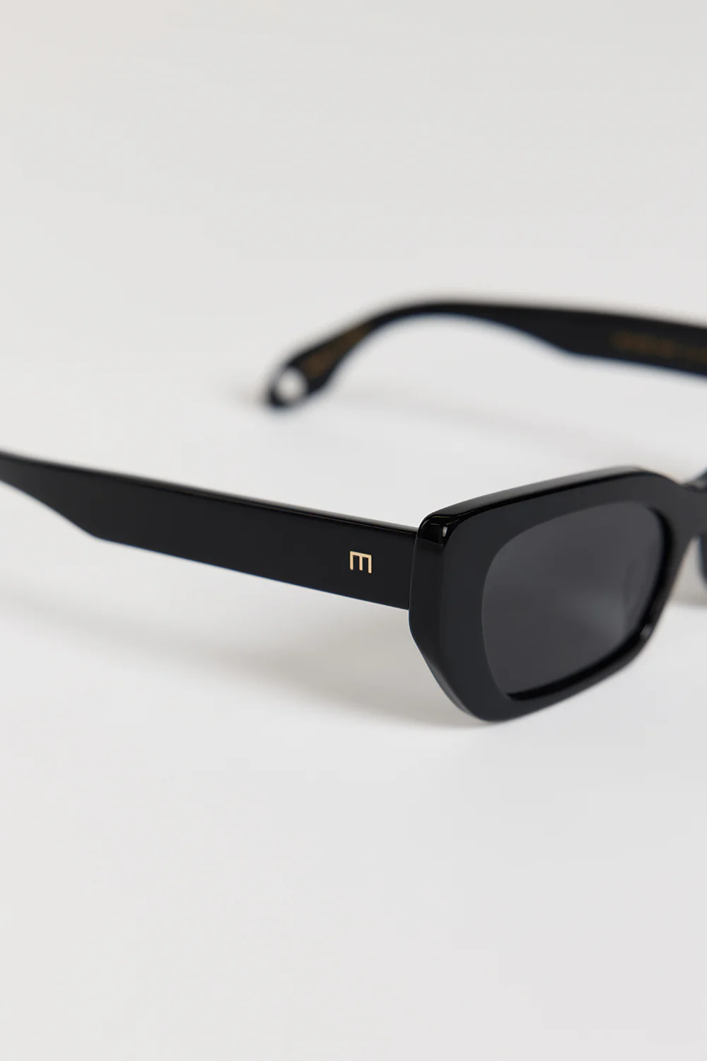 ELISA JOHNSON COOKIE IN GLOSS BLACK SUNGLASSES - Image 5