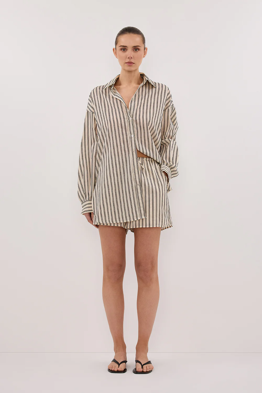 ELLIE CREAM STRIPE DRAWSTRING SHORTS