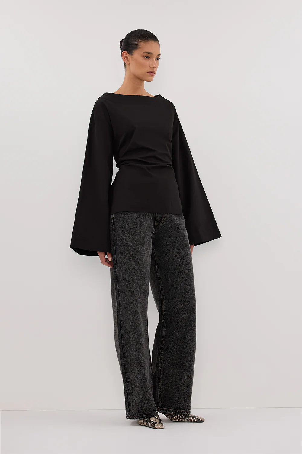 IVY BLACK LONG SLEEVE TOP - Image 2