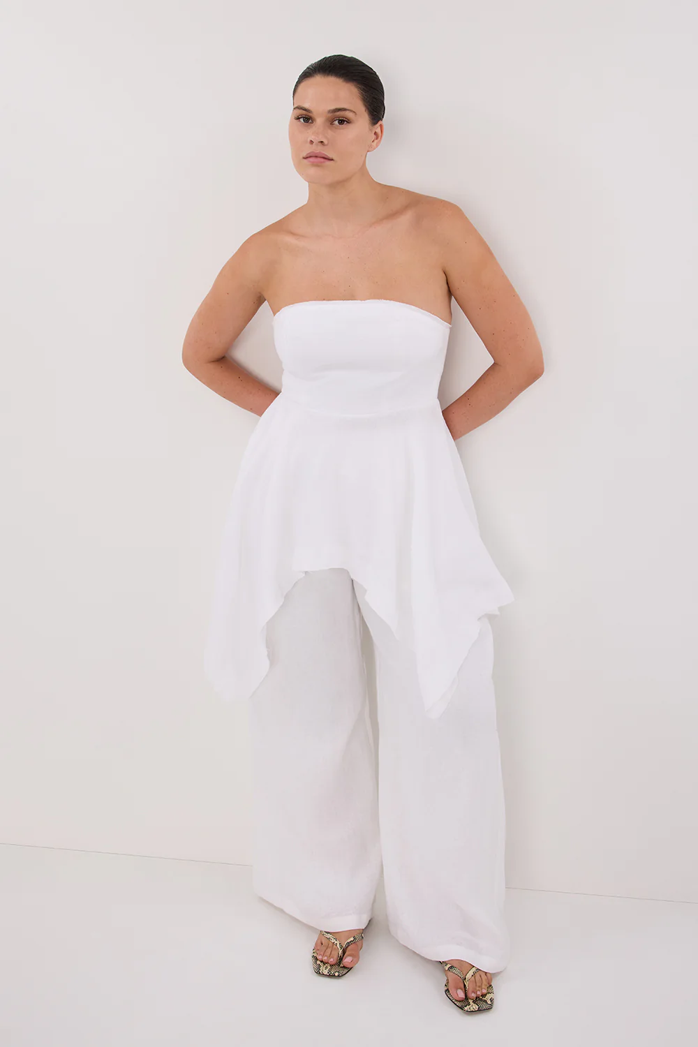 LUNA WHITE LINEN HANDKERCHIEF TOP - Image 11