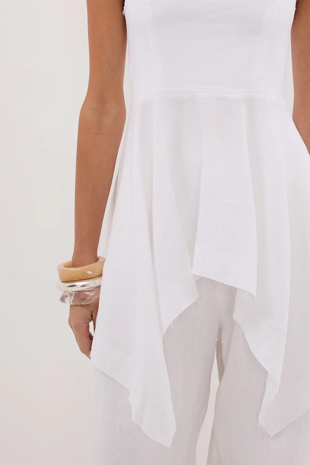 LUNA WHITE LINEN HANDKERCHIEF TOP - Image 12